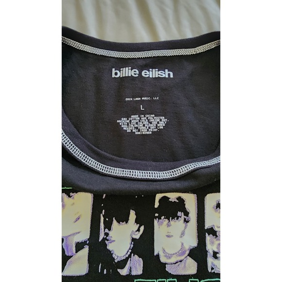 Billie Eilish Black Graphic Crop Top Contrast Stitch Short Sleeve Shirt Womens L - Picture 2 of 4